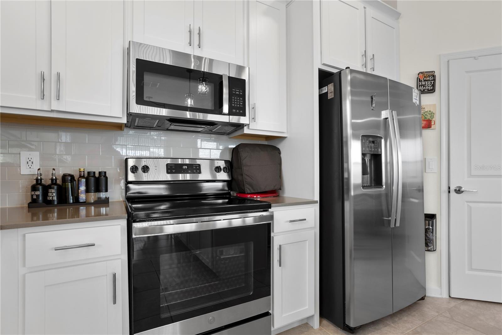 BELLEVUE AT ESTATES - Residential Lease