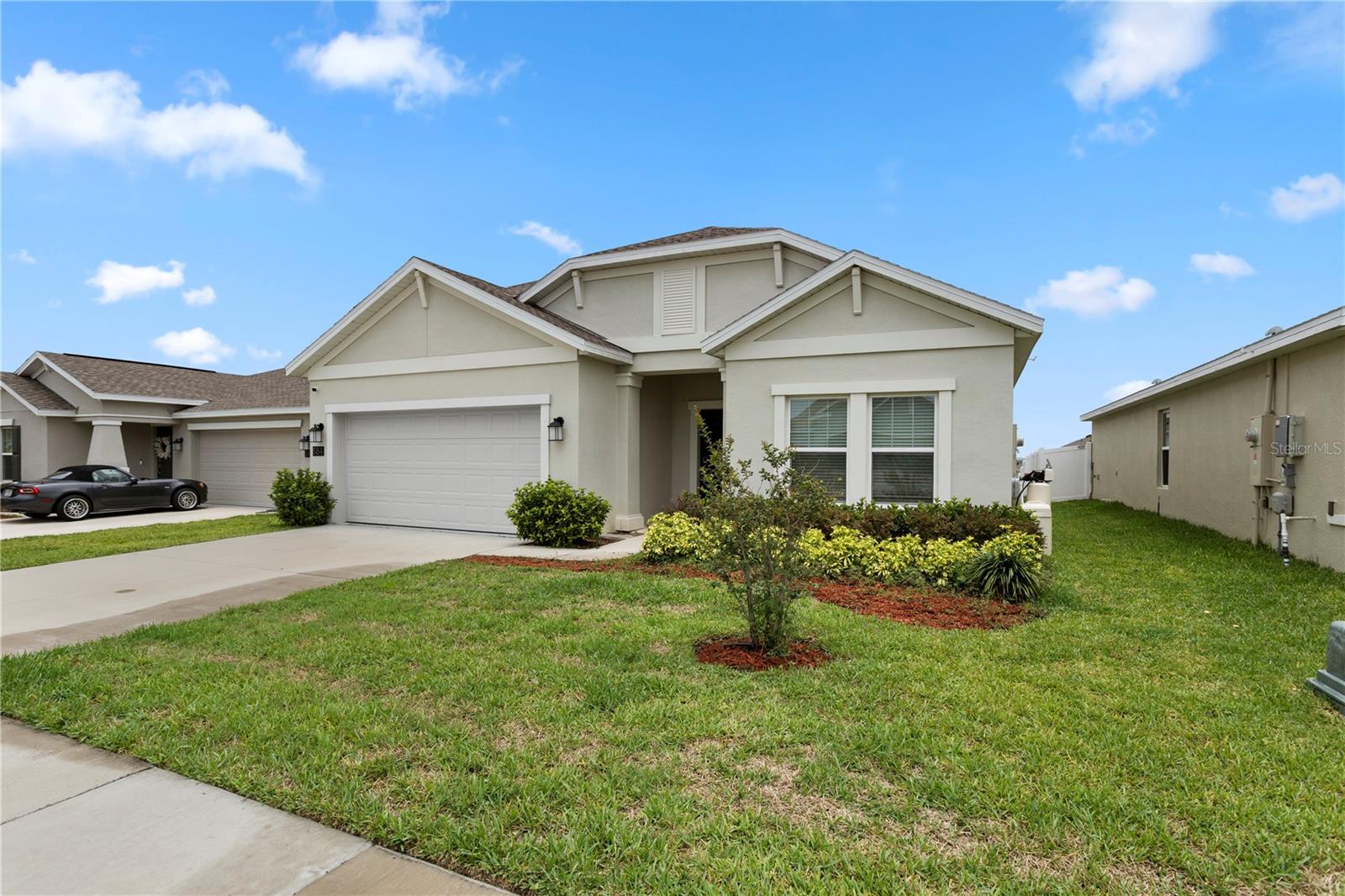 BELLEVUE AT ESTATES - Residential Lease