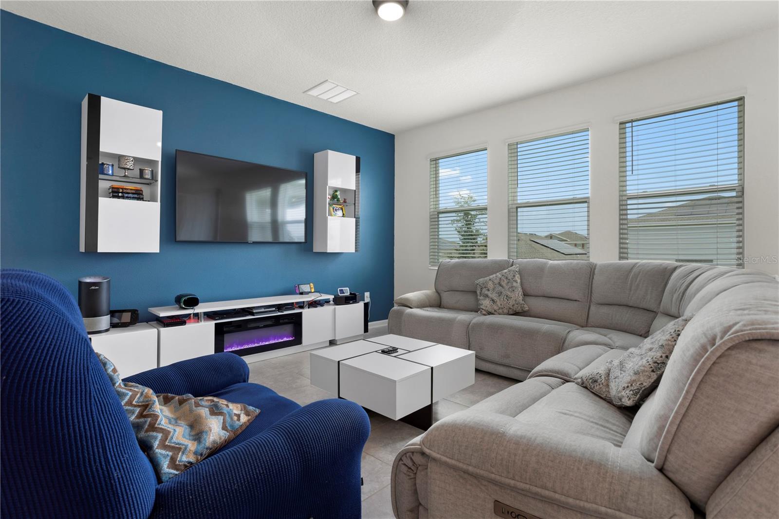 BELLEVUE AT ESTATES - Residential Lease