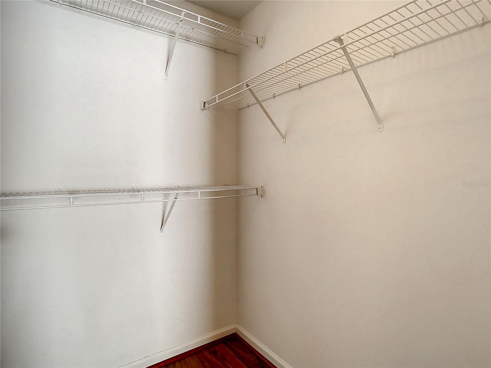 CHELSEA OAKS - Residential