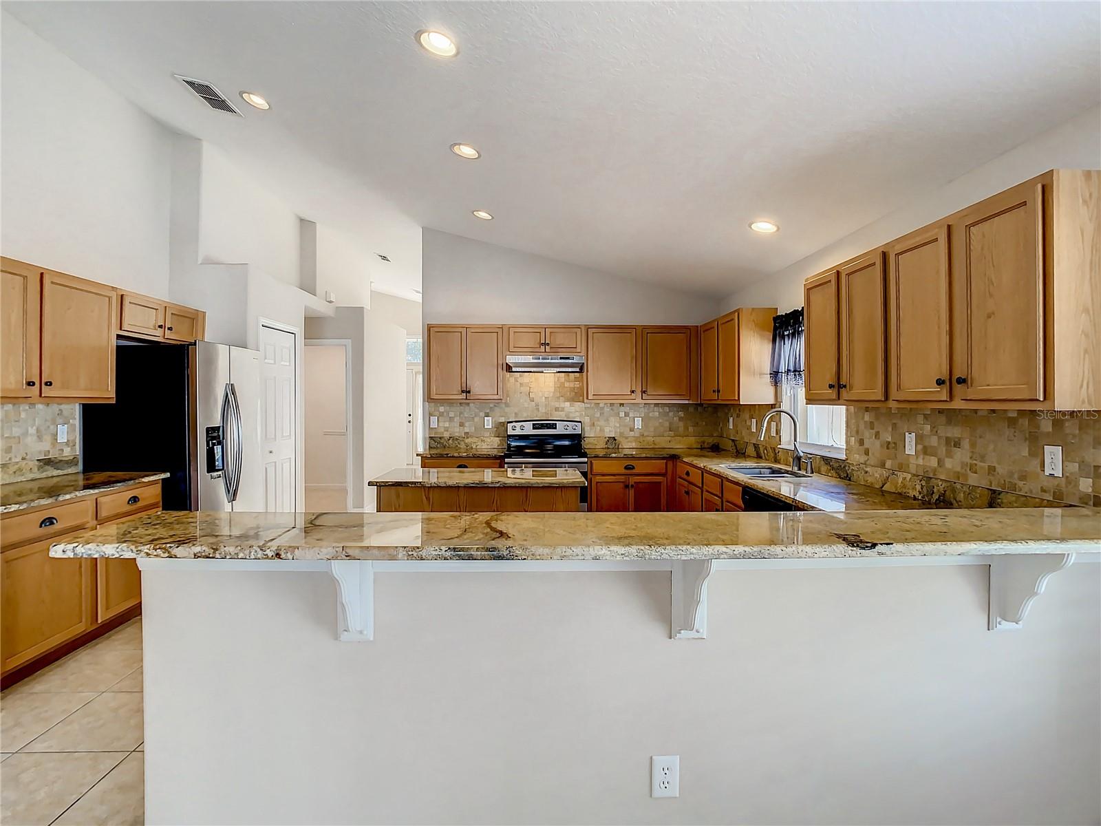 CHELSEA OAKS - Residential