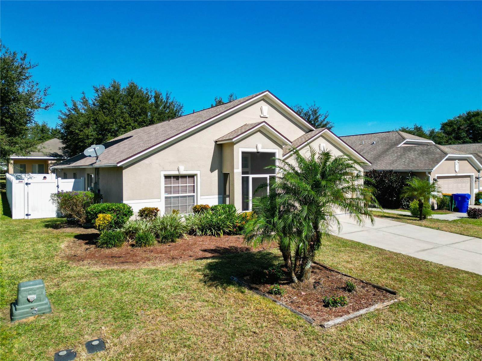 CHELSEA OAKS - Residential