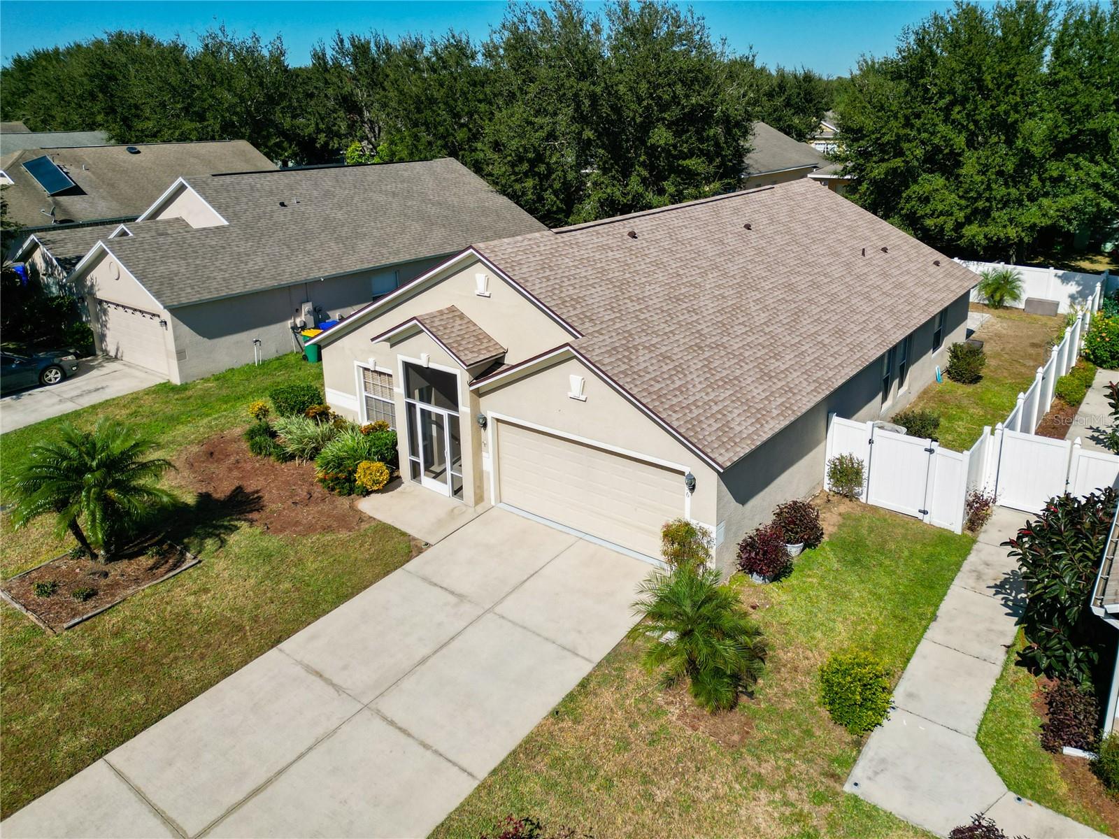 CHELSEA OAKS - Residential