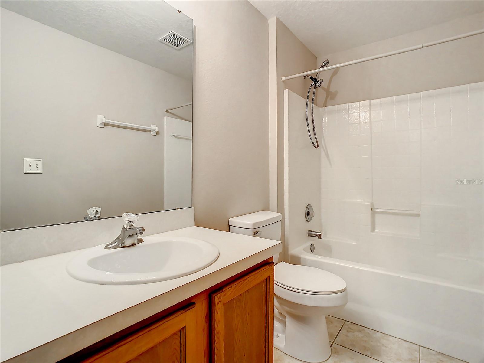 CHELSEA OAKS - Residential