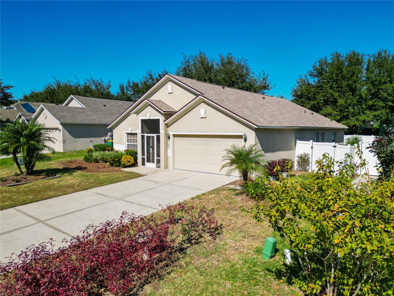 CHELSEA OAKS - Residential