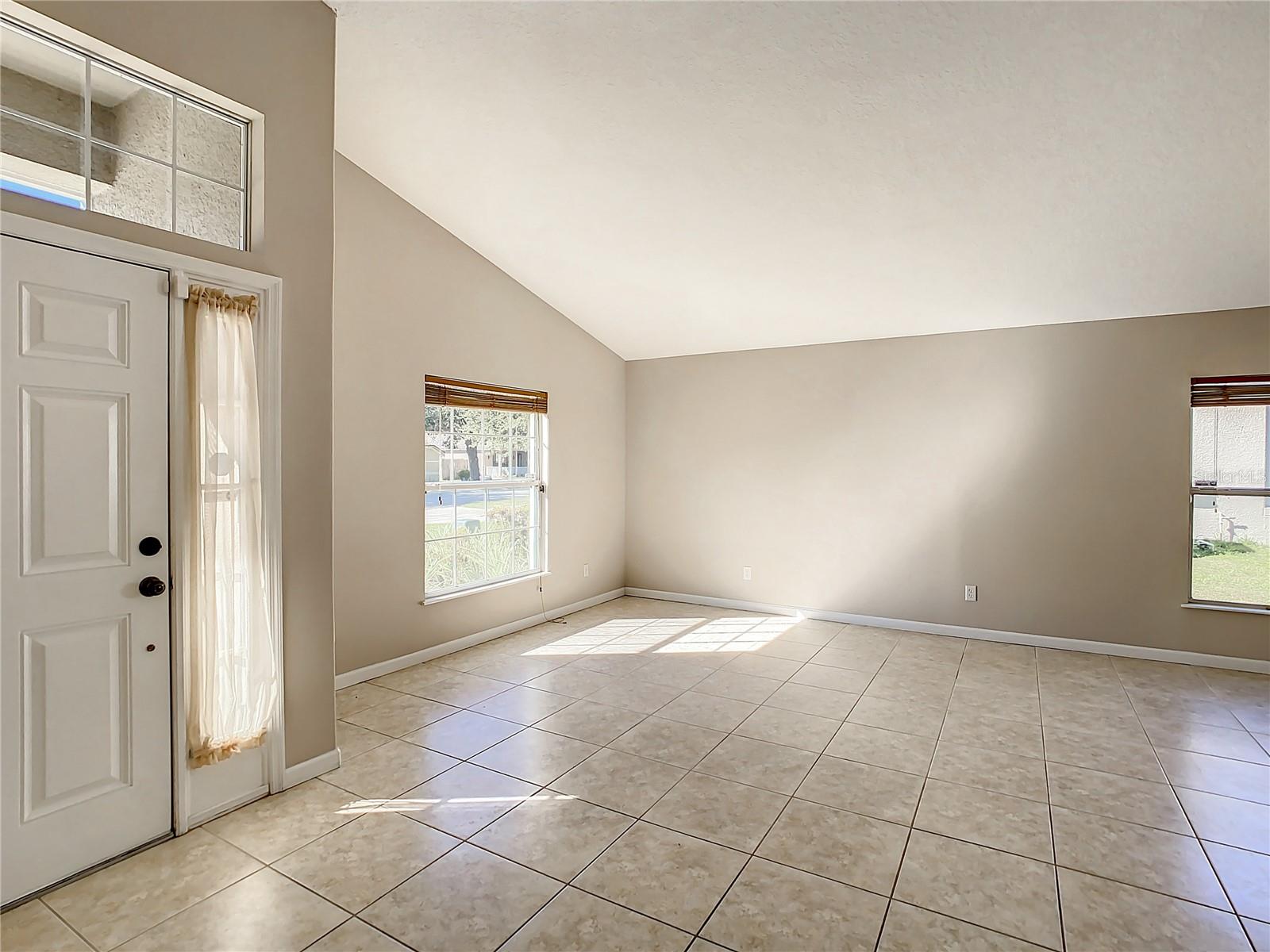 CHELSEA OAKS - Residential