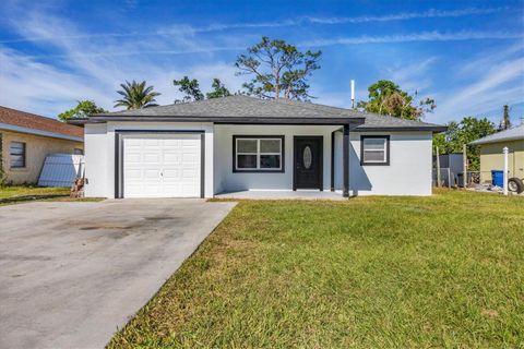 A home in SARASOTA