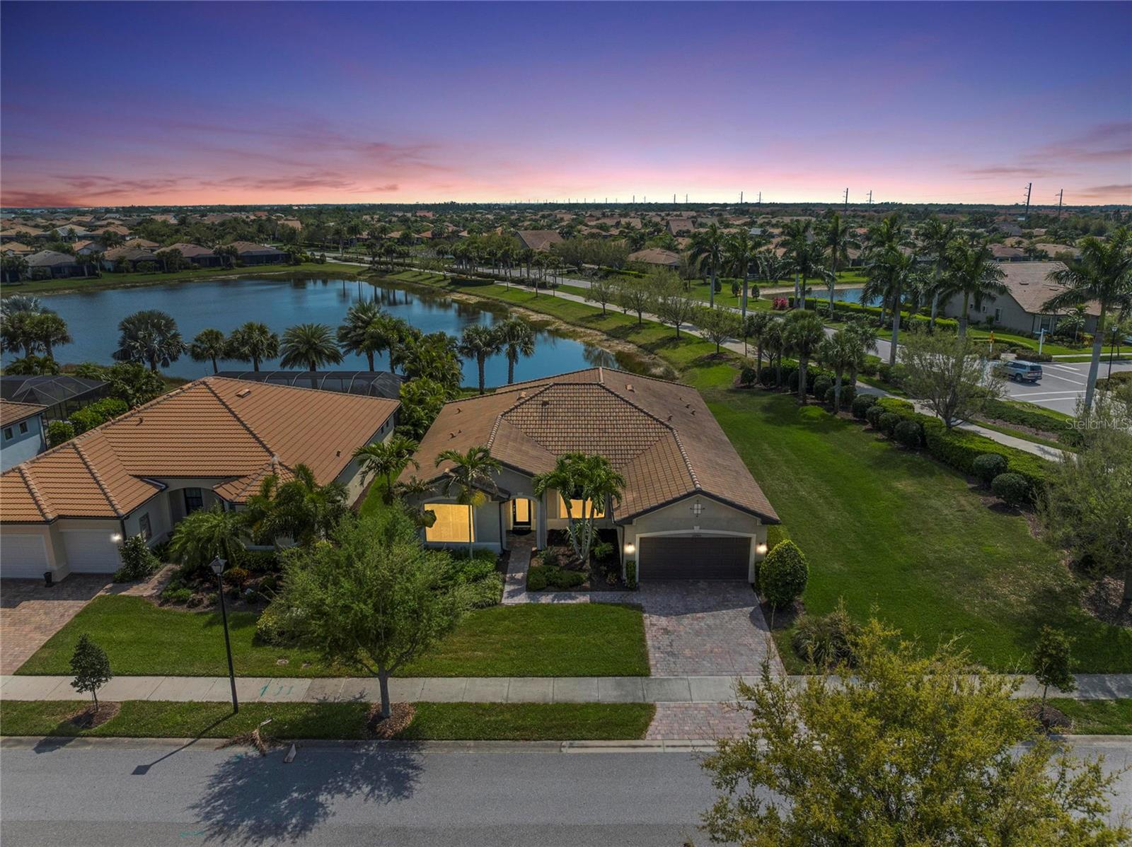 ISLANDWALK AT THE WEST VILLAGES - Residential