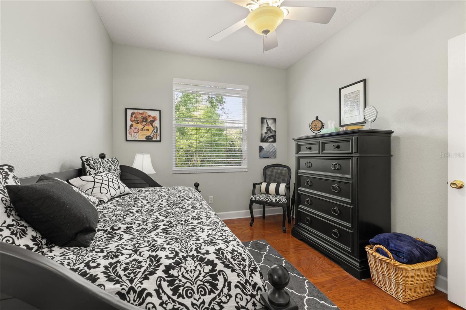 WINDWARD CAY 48 125 - Residential