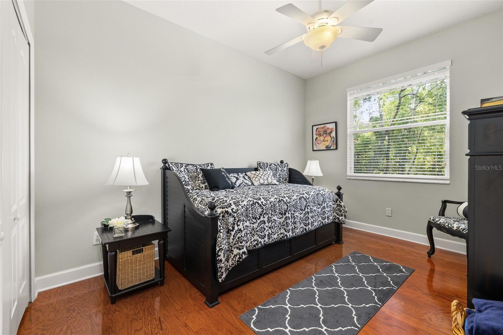 WINDWARD CAY 48 125 - Residential