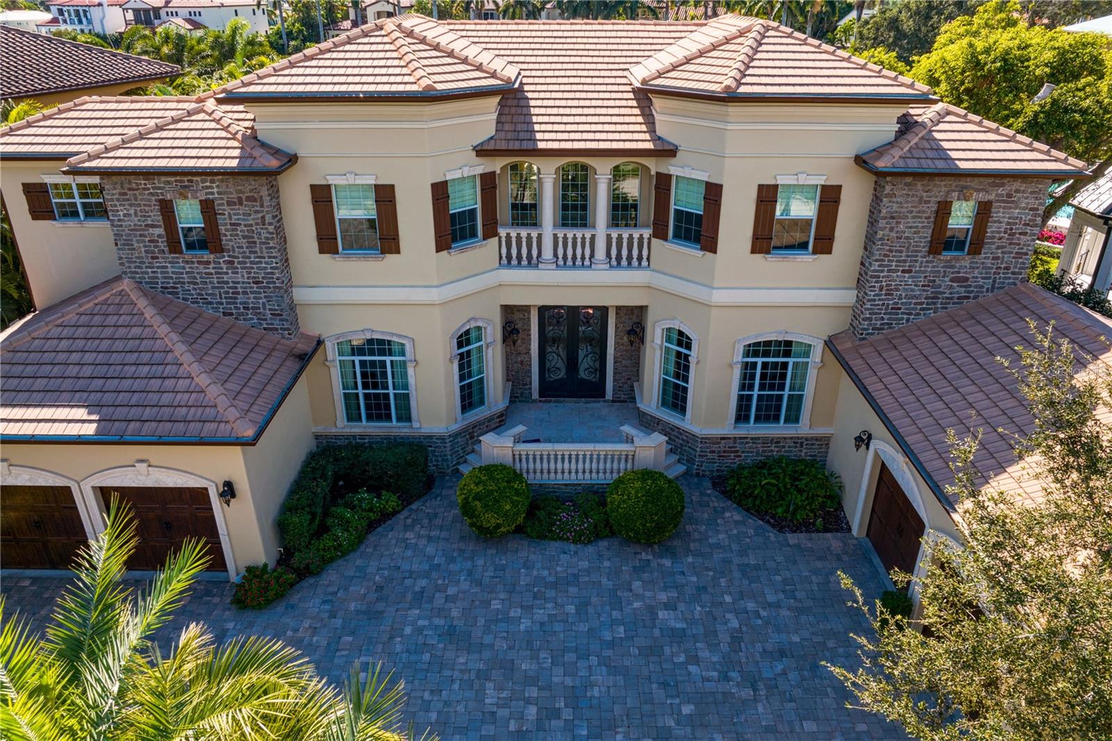 SNELL ISLE BRIGHTWATERS SEC 2 - Residential