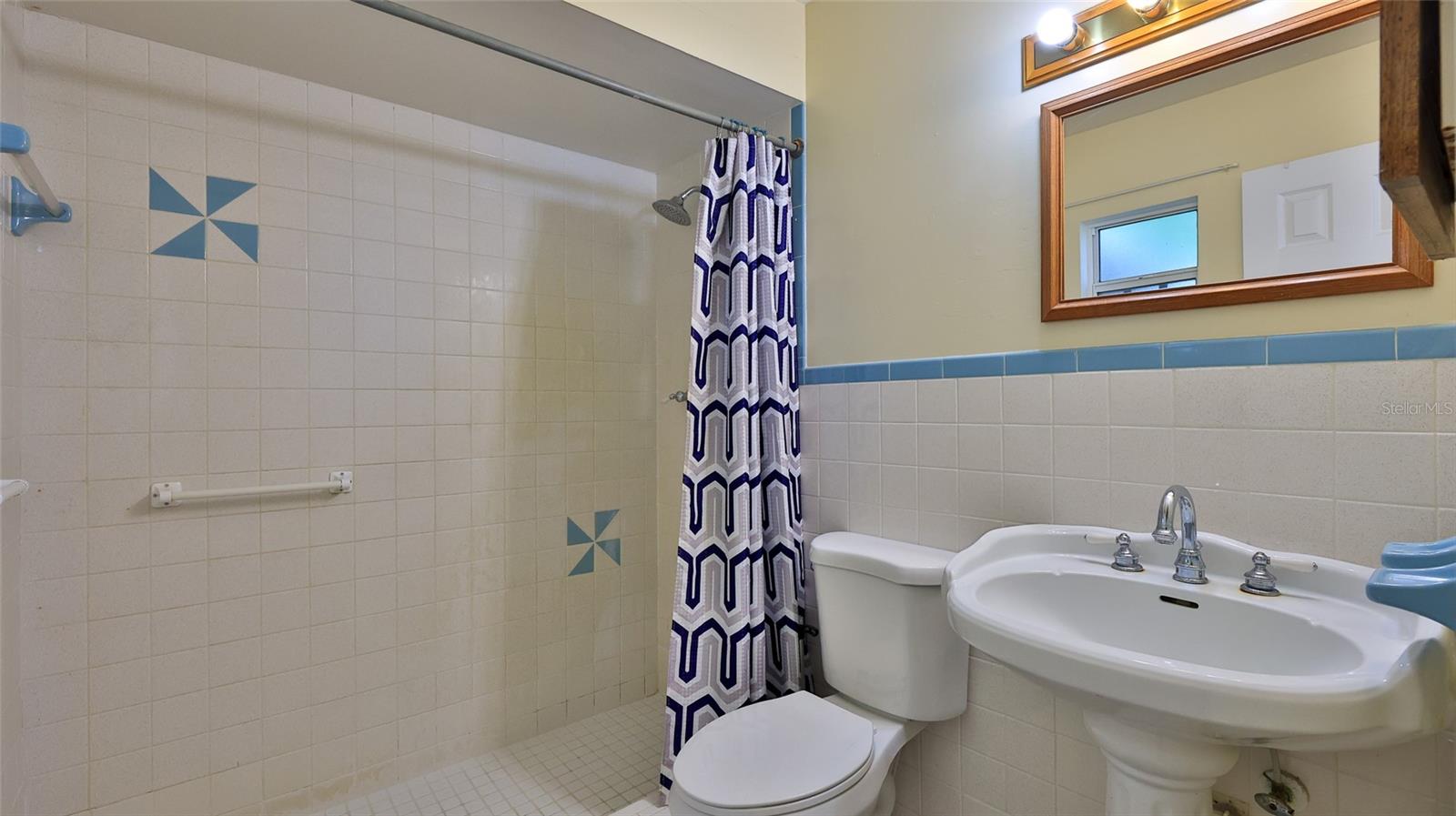 FLORIDA SHORES 01 - Residential