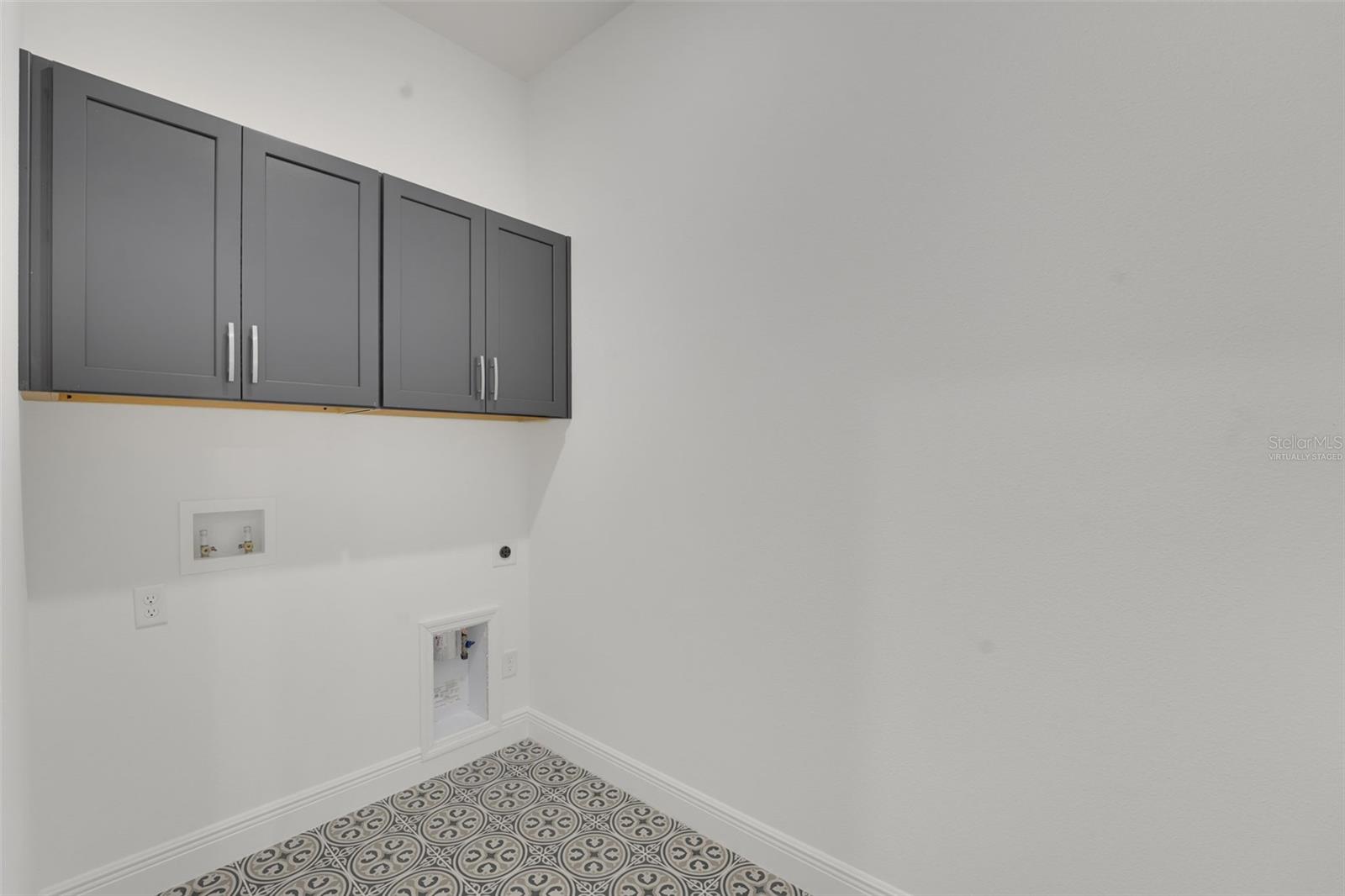 PALMS AT WINDERMERE - Residential