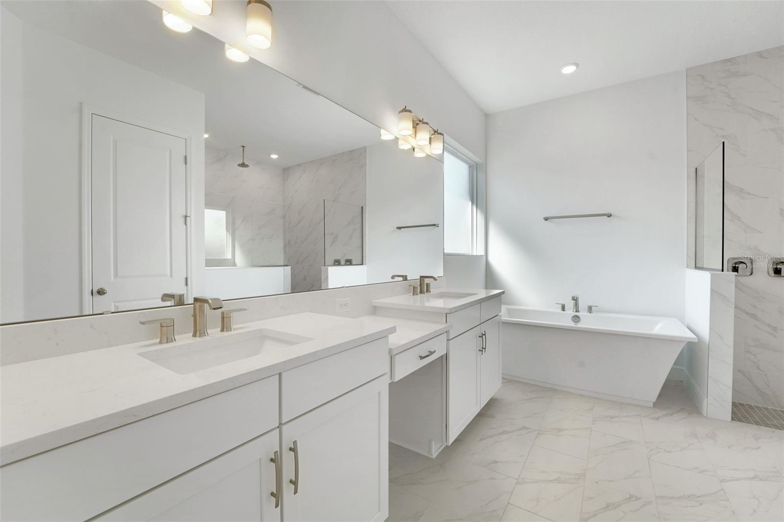 PALMS AT WINDERMERE - Residential