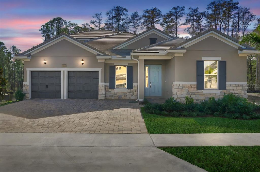 Photo of 14353 Crest Palm Avenue, Windermere, FL 34786 (MLS # G5111542)