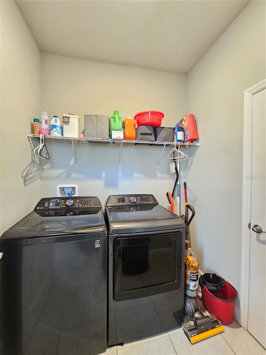 RIVER BEND VILLAGE - Residential Lease