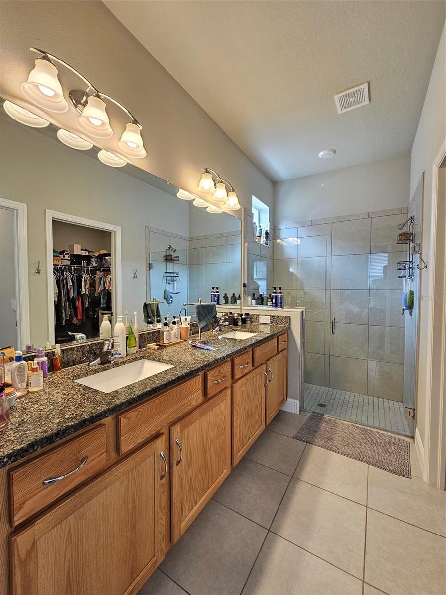 RIVER BEND VILLAGE - Residential Lease