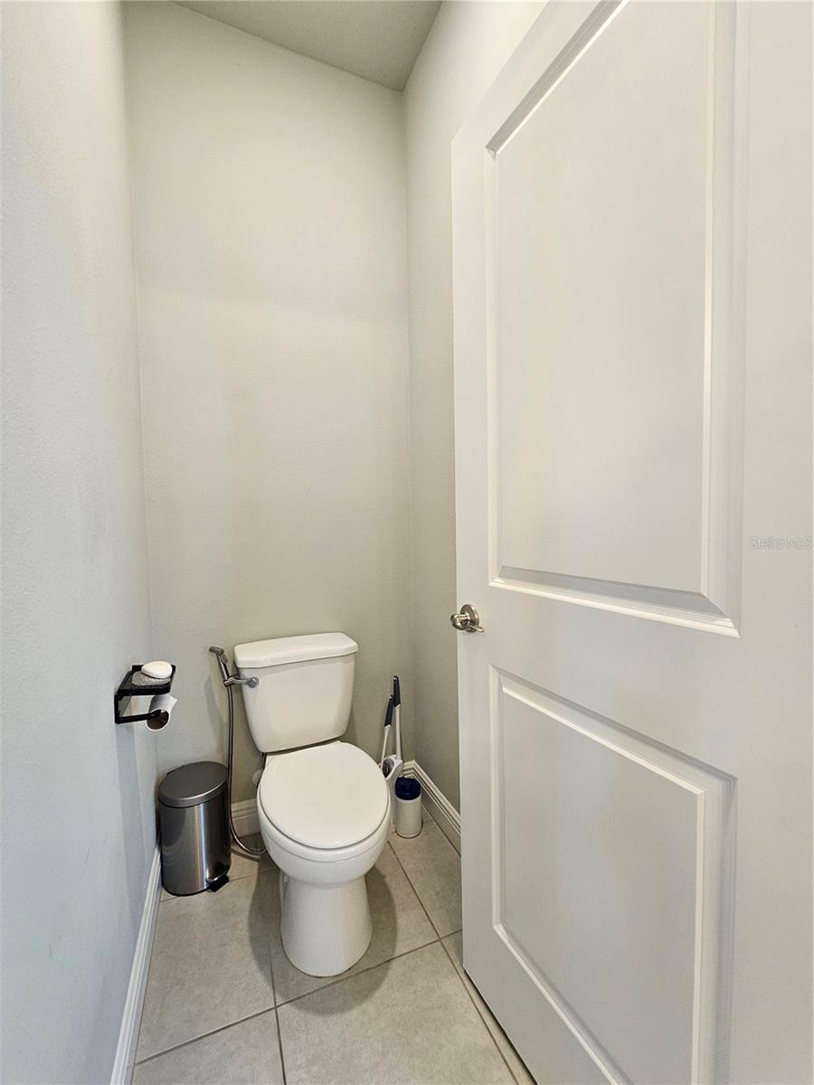 RIVER BEND VILLAGE - Residential Lease