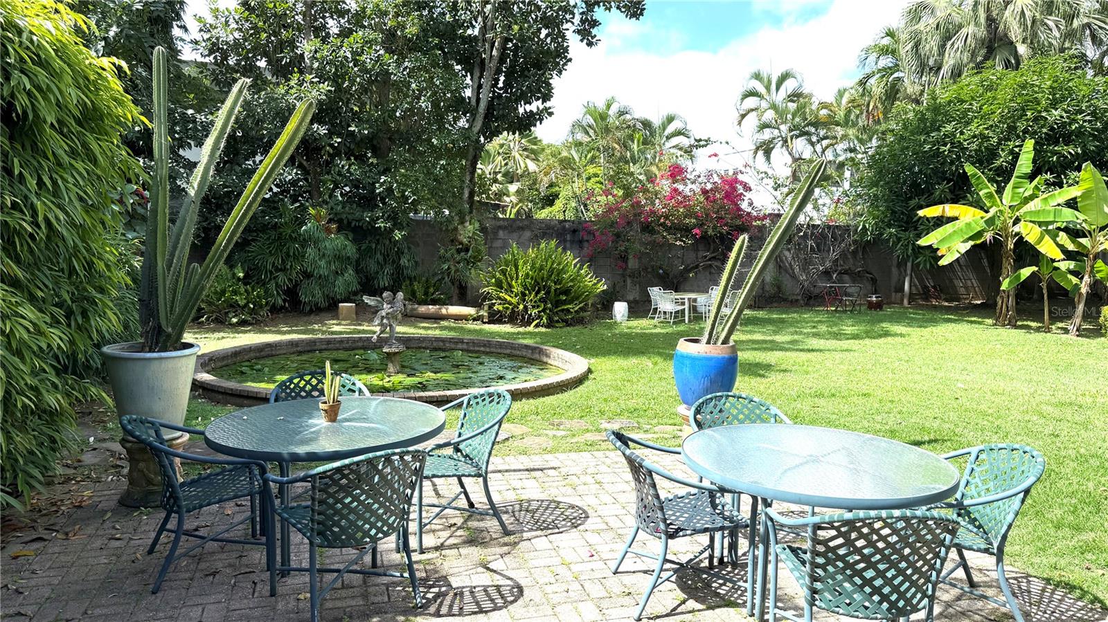 GARDEN HILLS DOUBLE LOT - Residential