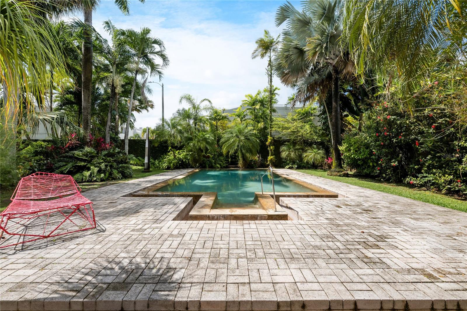 GARDEN HILLS DOUBLE LOT - Residential