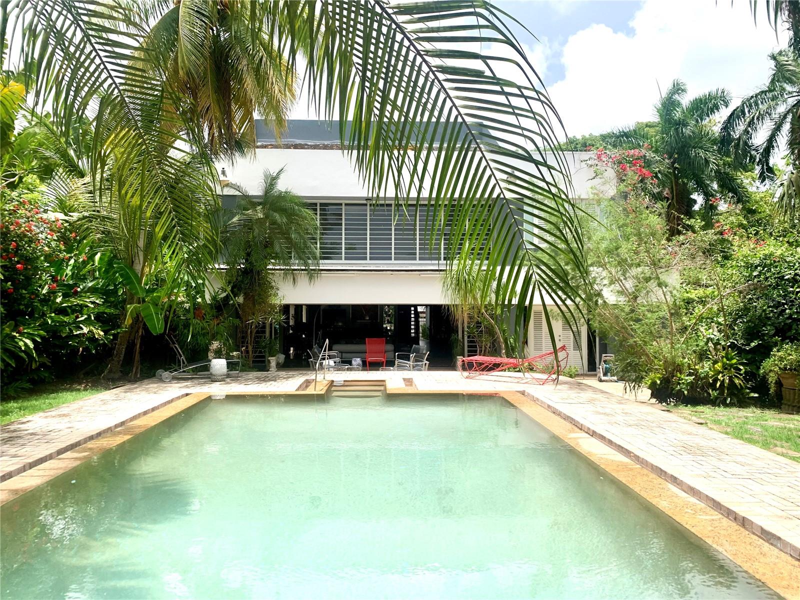 13 PEDROSA ST. GARDEN HILLS