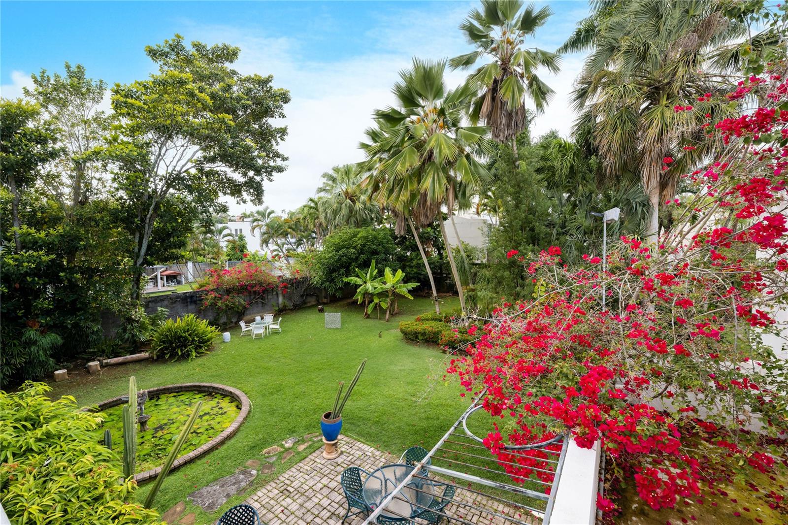 GARDEN HILLS DOUBLE LOT - Residential