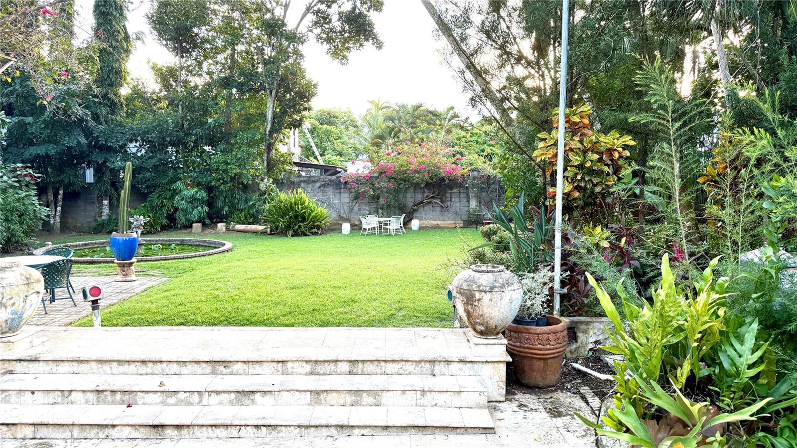GARDEN HILLS DOUBLE LOT - Residential