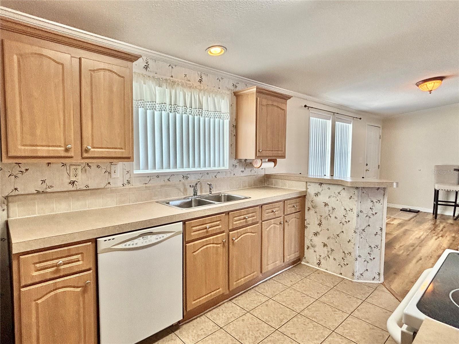 MOBEL AMERICANA MOBILE HOME PARK UNREC - Residential