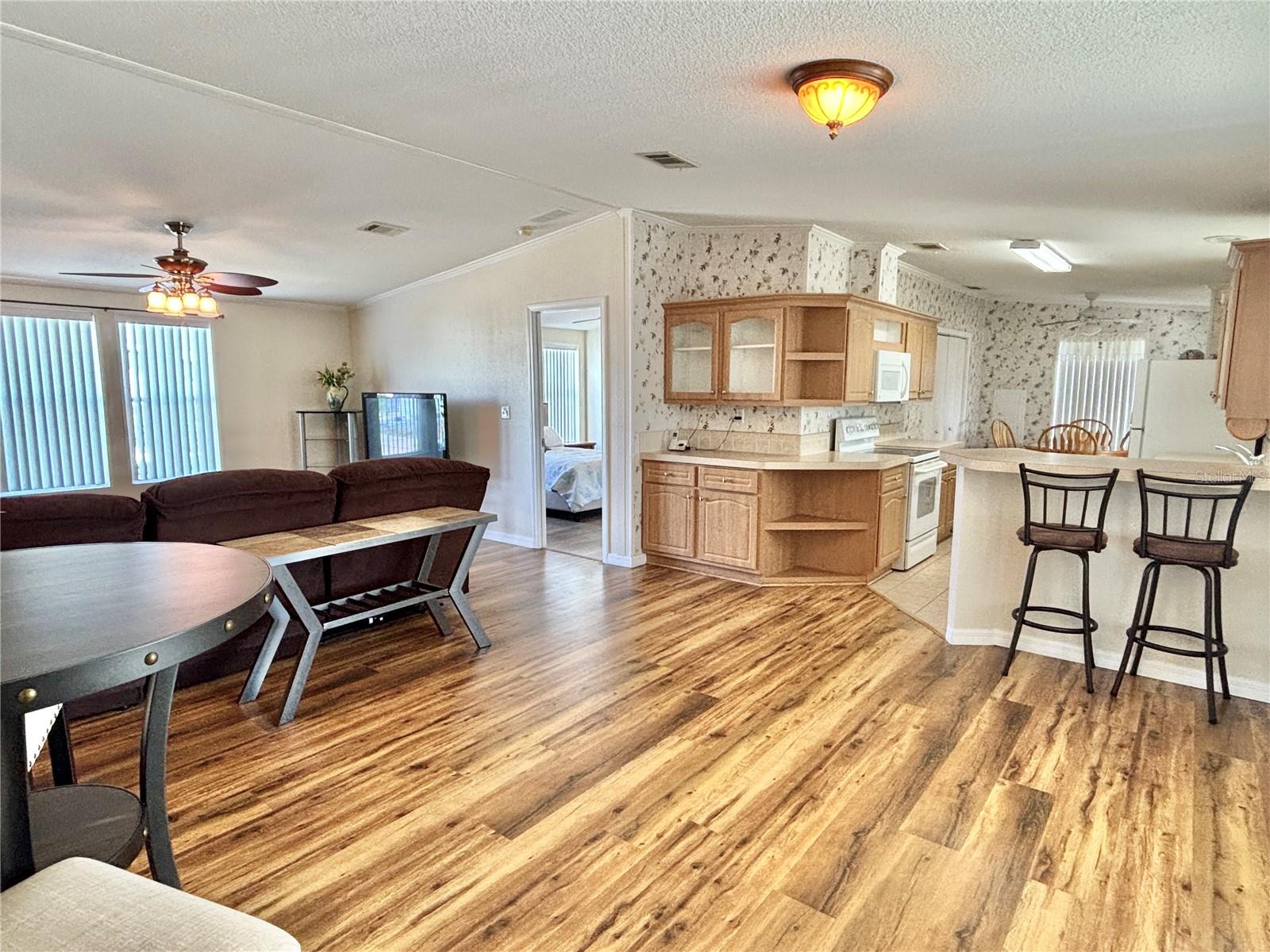 MOBEL AMERICANA MOBILE HOME PARK UNREC - Residential