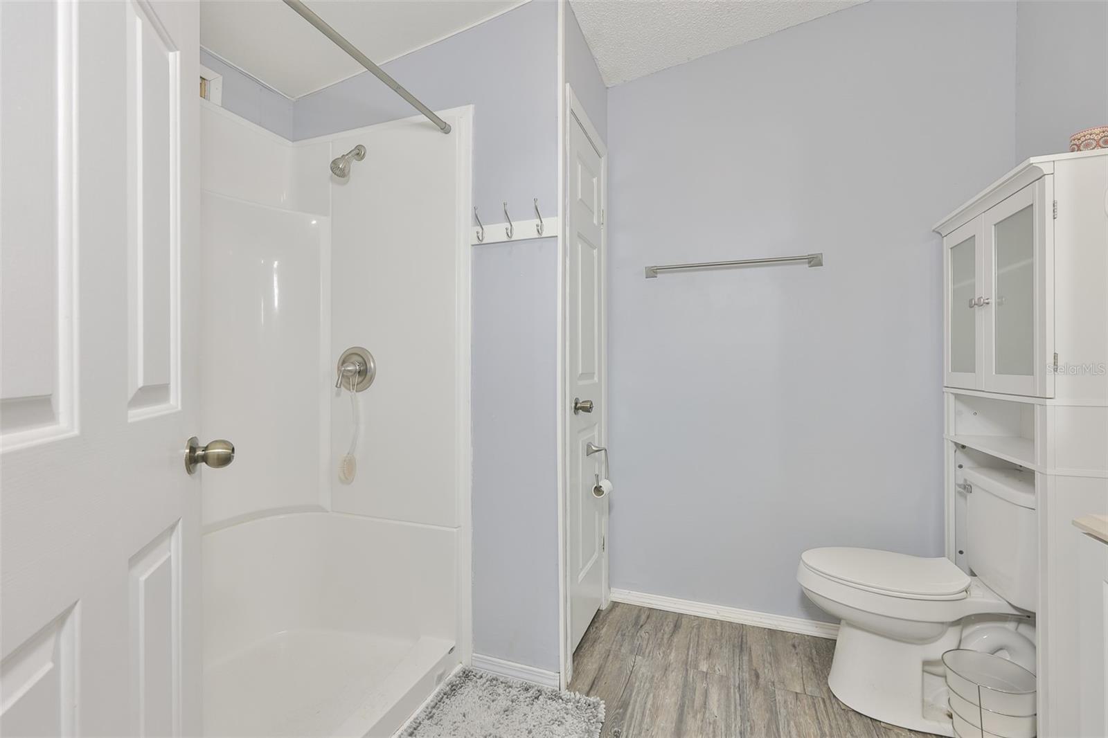 PRETTY POND PARK UNREC SUB - Residential