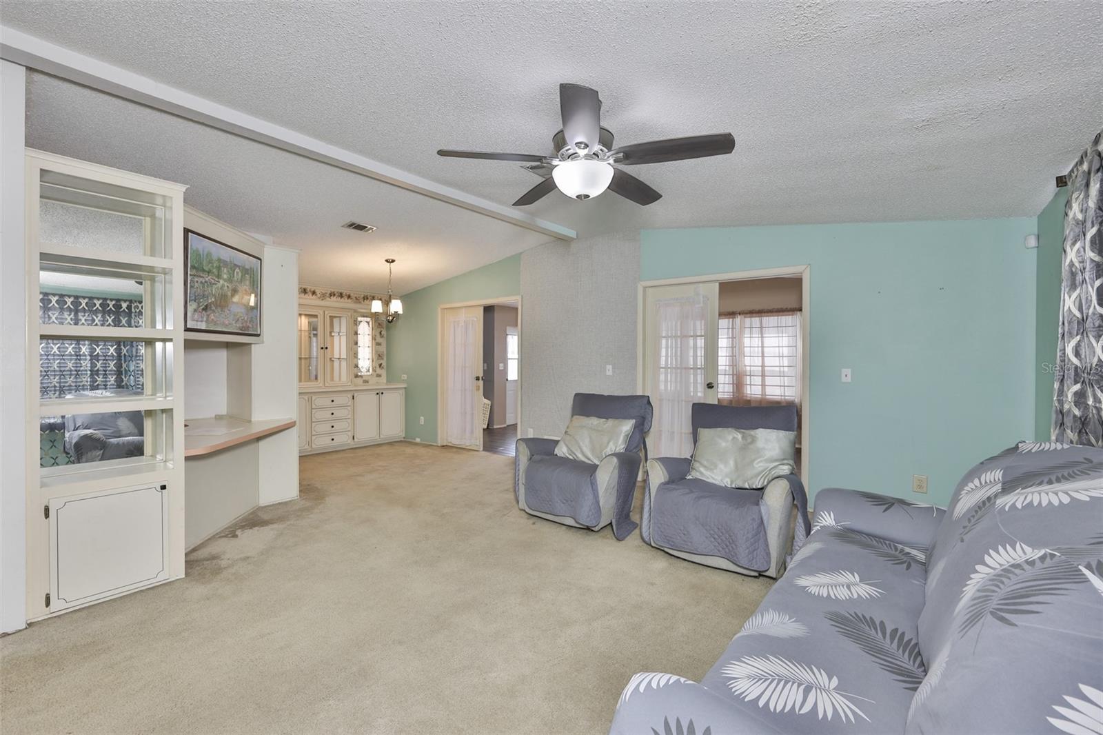 PRETTY POND PARK UNREC SUB - Residential