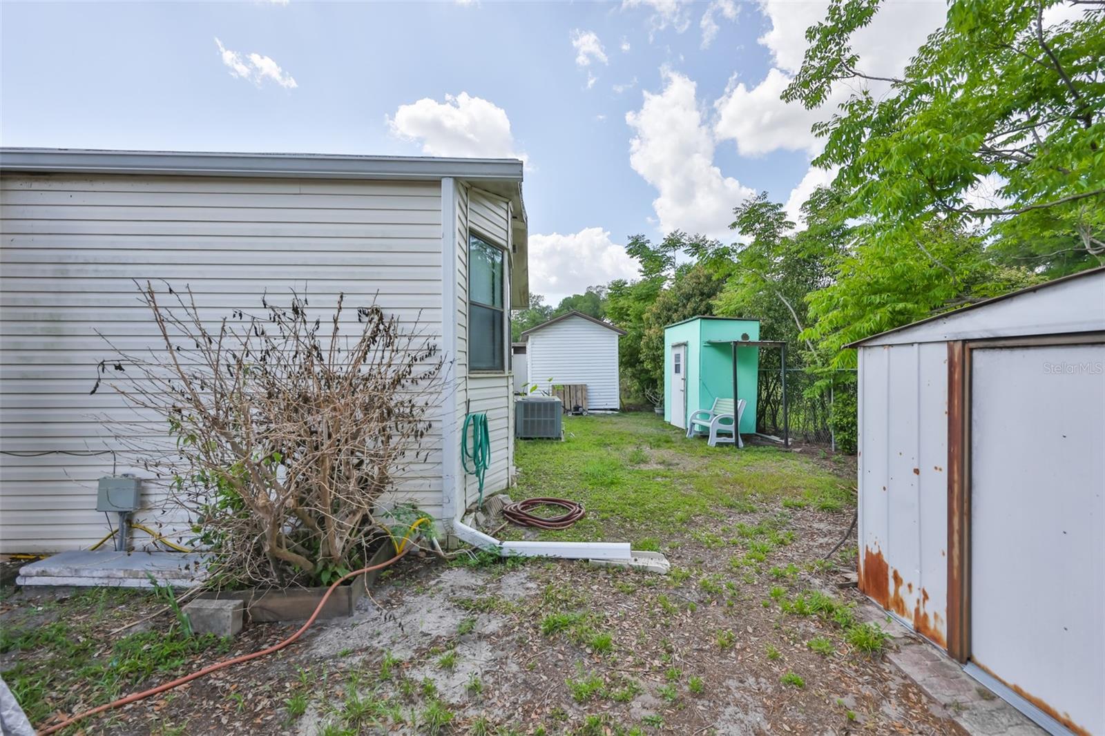 PRETTY POND PARK UNREC SUB - Residential