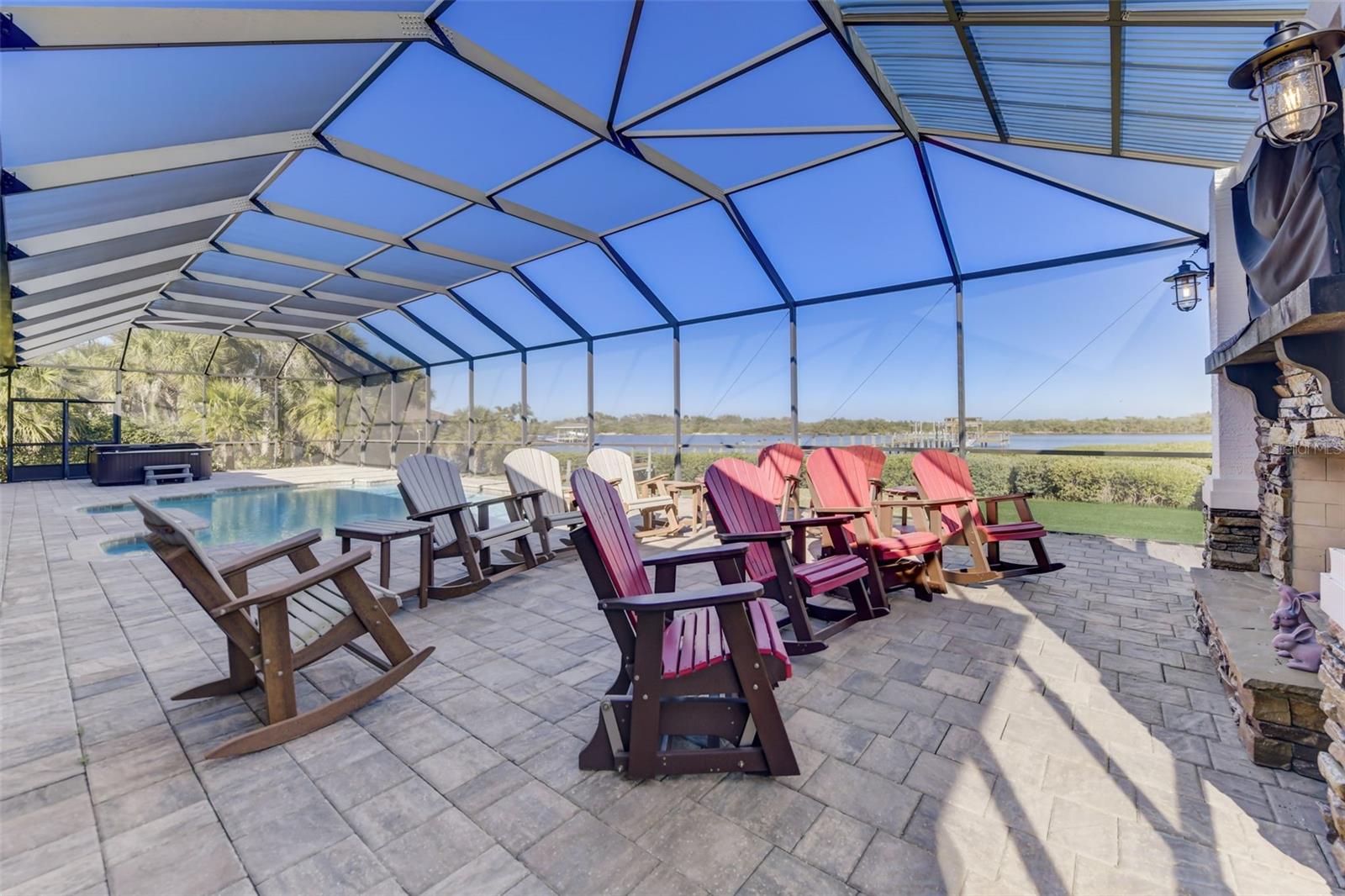 MENDELLS HAWKS PARK - Residential