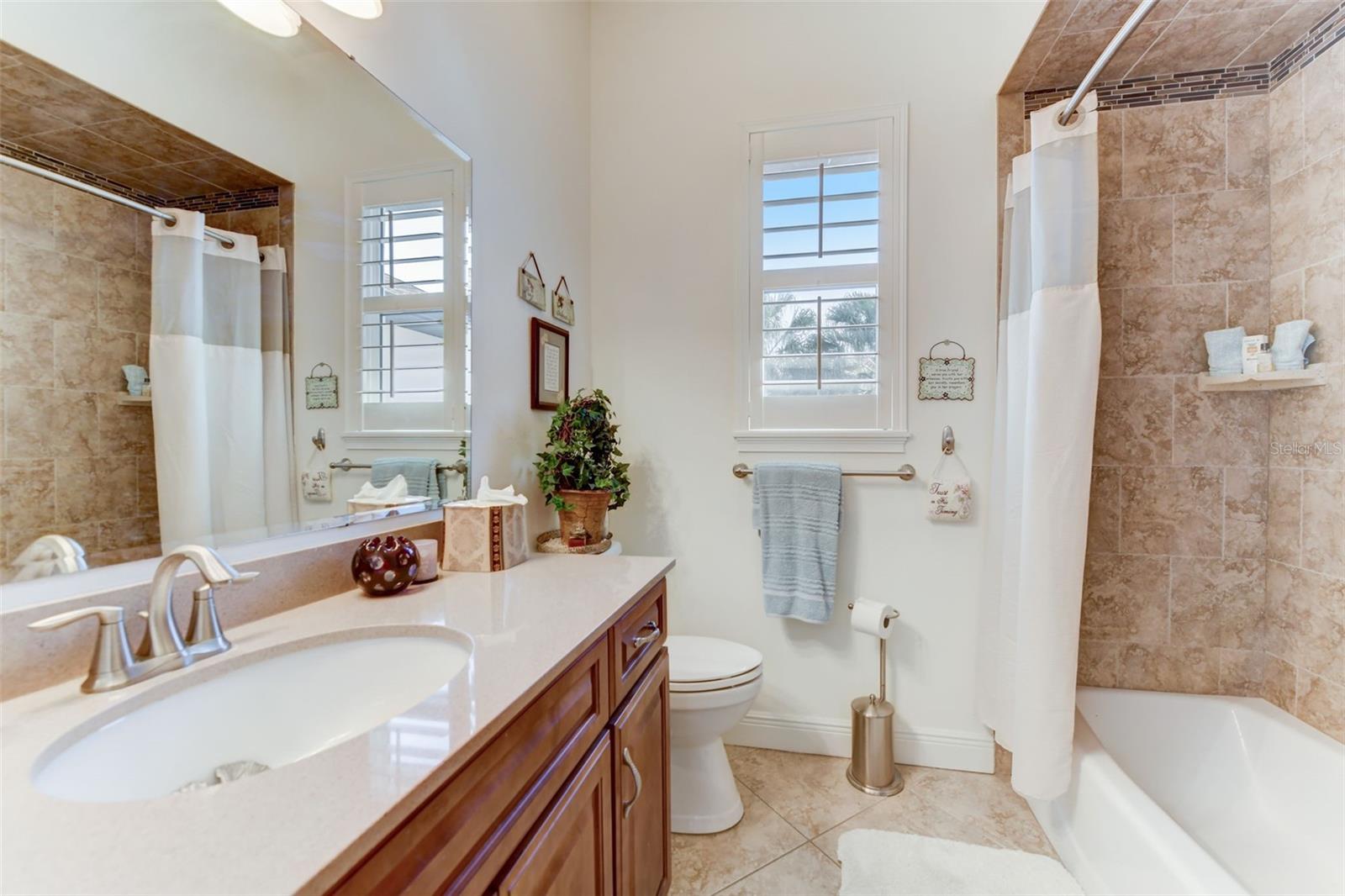 MENDELLS HAWKS PARK - Residential