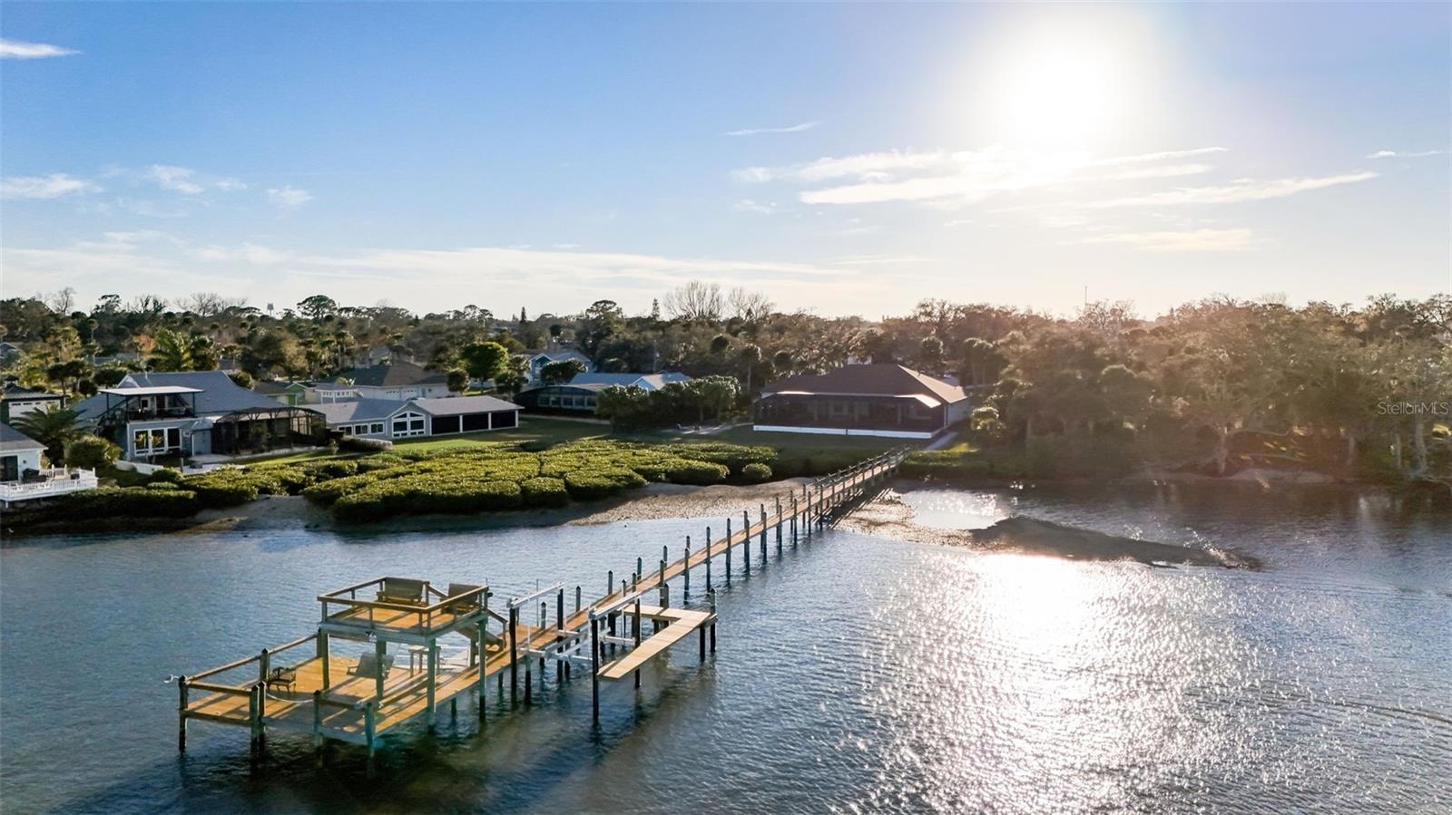 MENDELLS HAWKS PARK - Residential