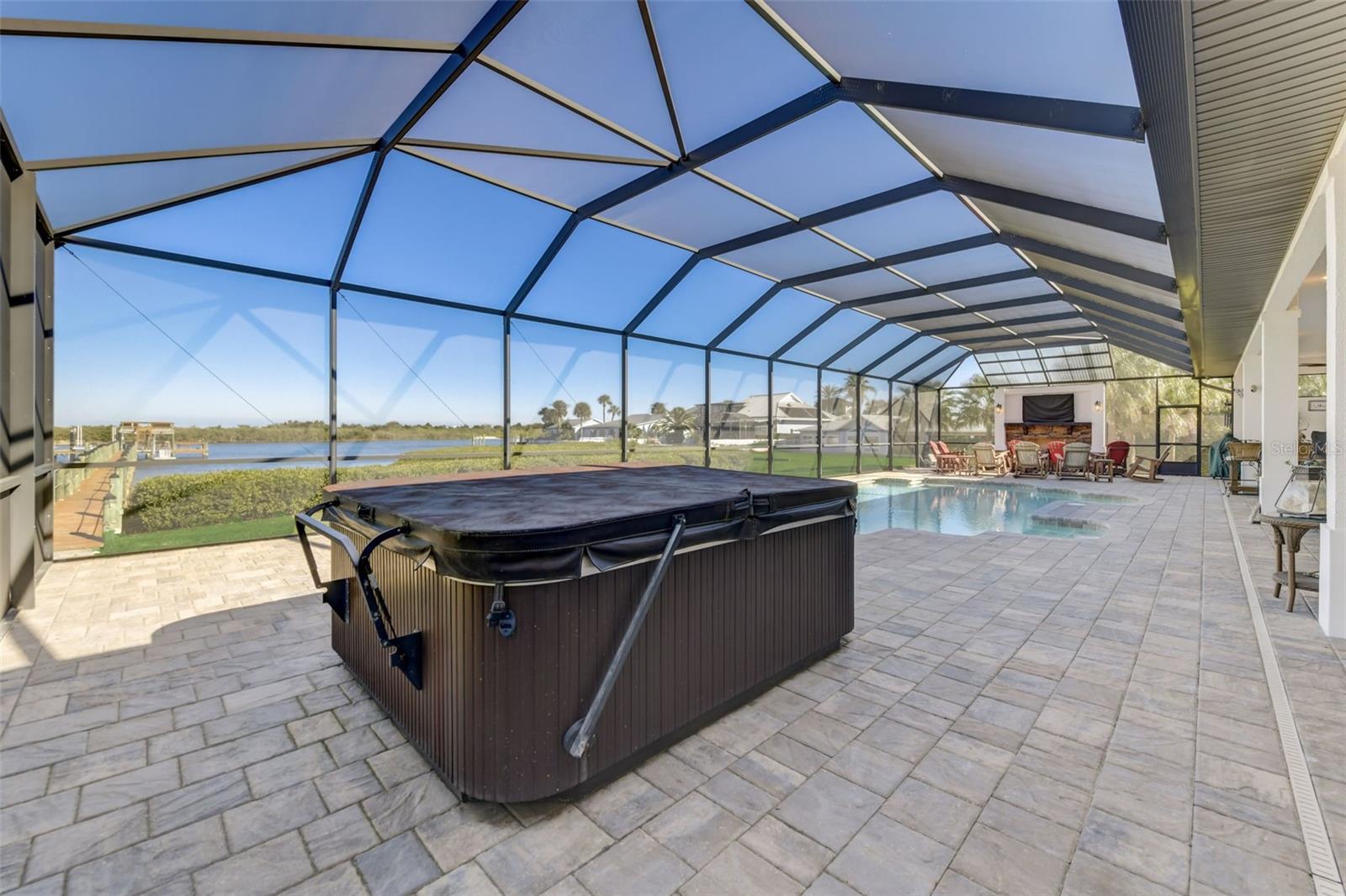 MENDELLS HAWKS PARK - Residential