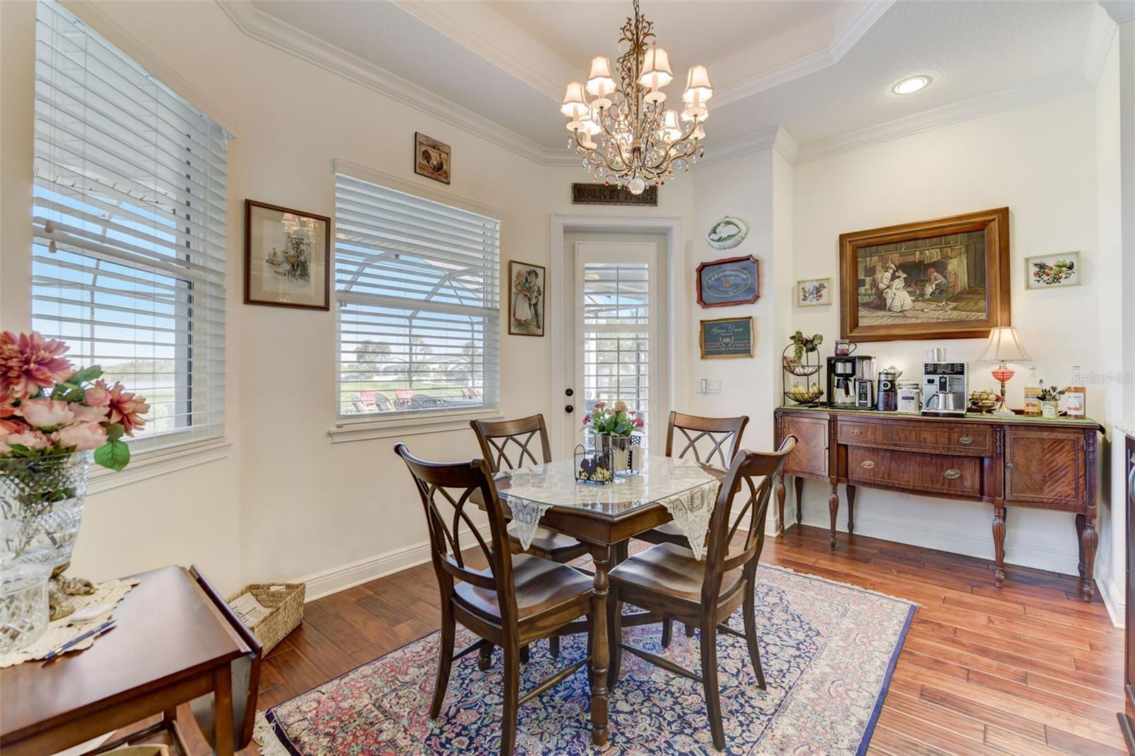 MENDELLS HAWKS PARK - Residential