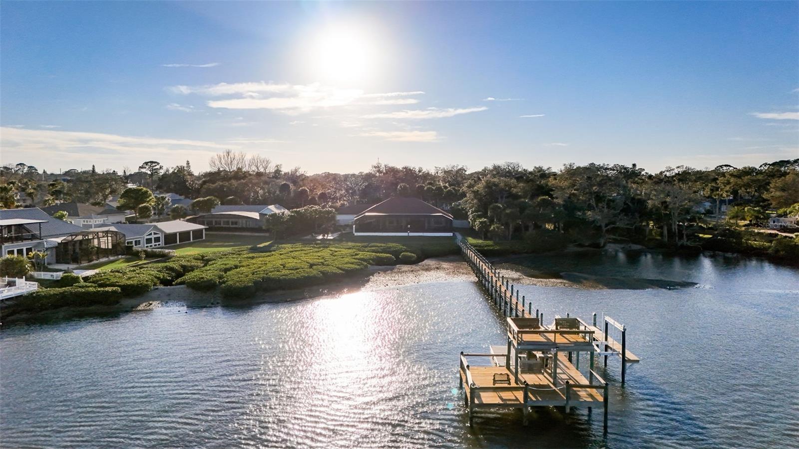 MENDELLS HAWKS PARK - Residential