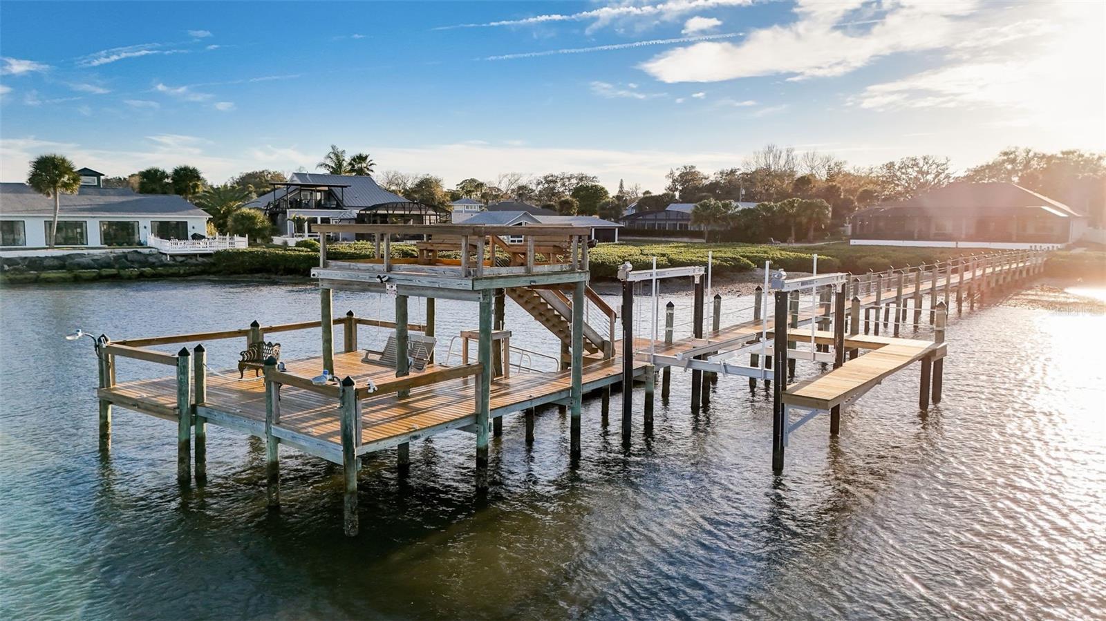 MENDELLS HAWKS PARK - Residential