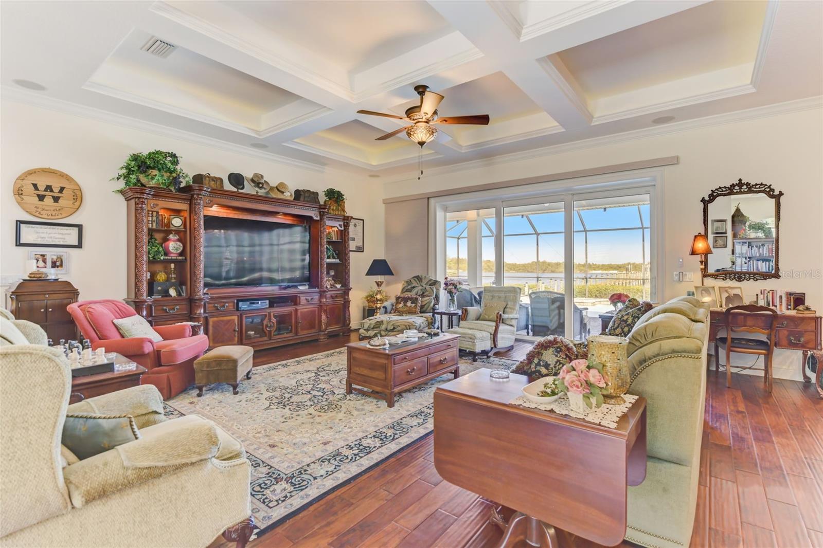 MENDELLS HAWKS PARK - Residential