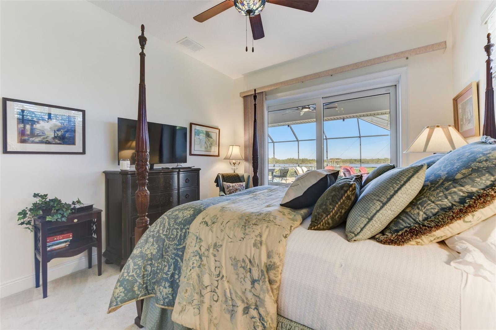 MENDELLS HAWKS PARK - Residential