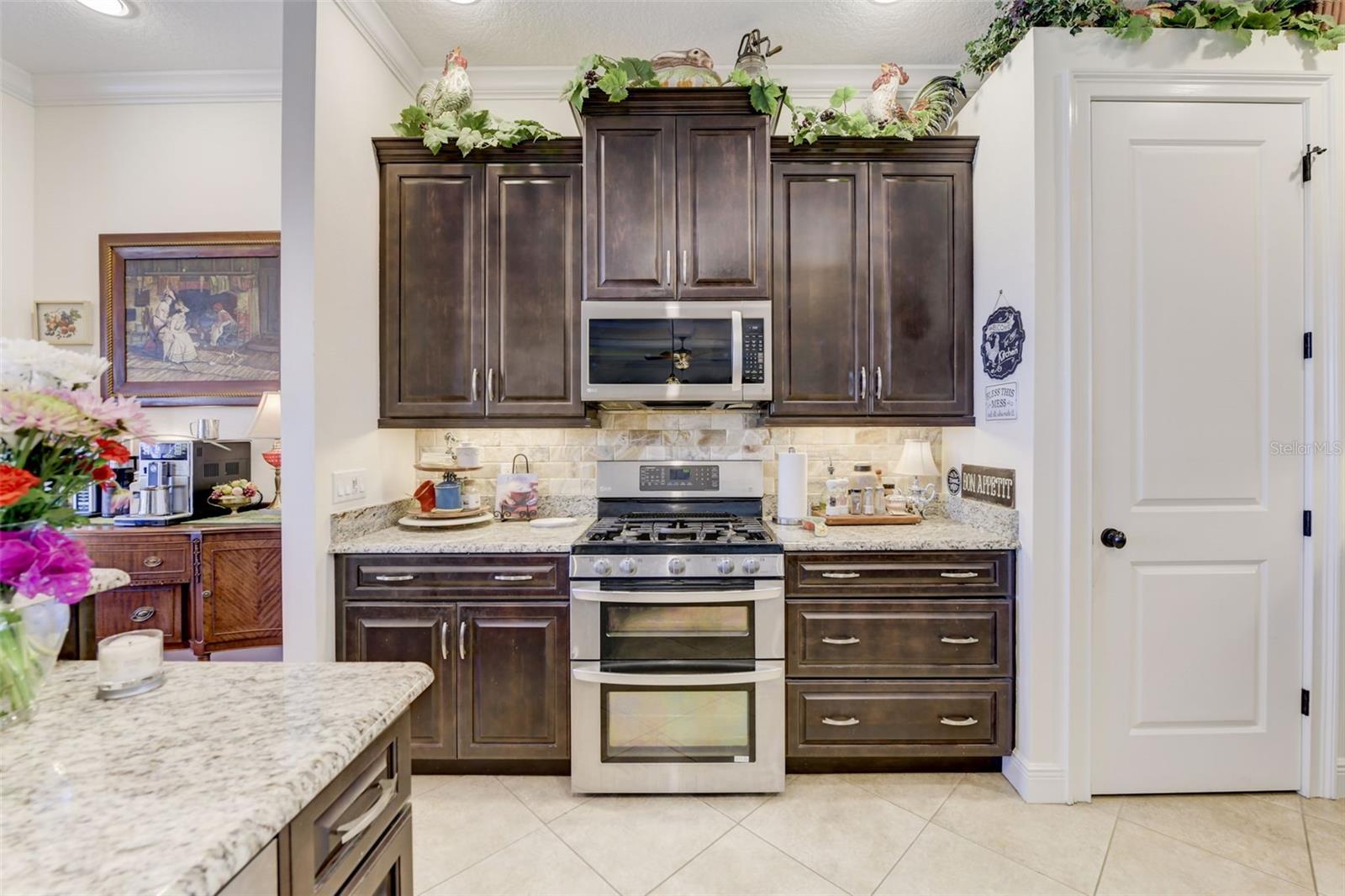 MENDELLS HAWKS PARK - Residential