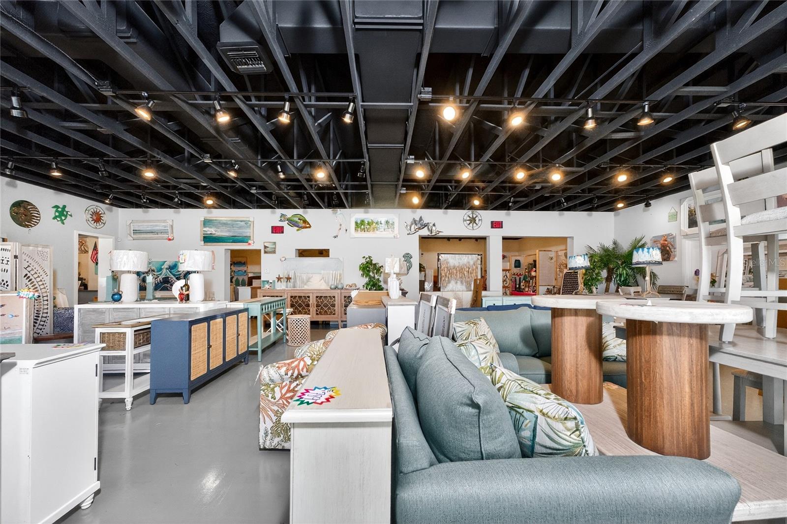 PORT CHARLOTTE SEC 063 - Commercial Sale