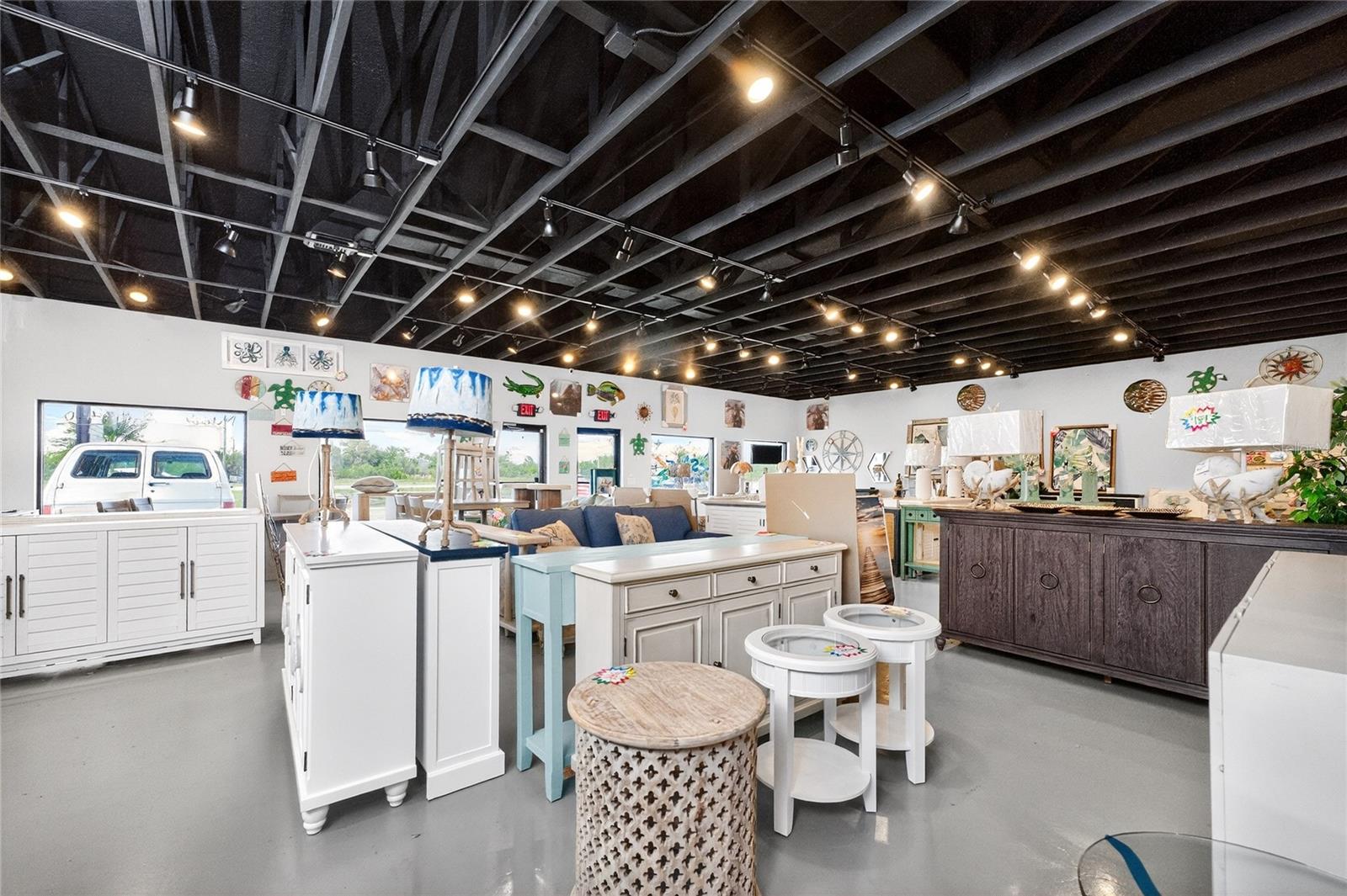 PORT CHARLOTTE SEC 063 - Commercial Sale