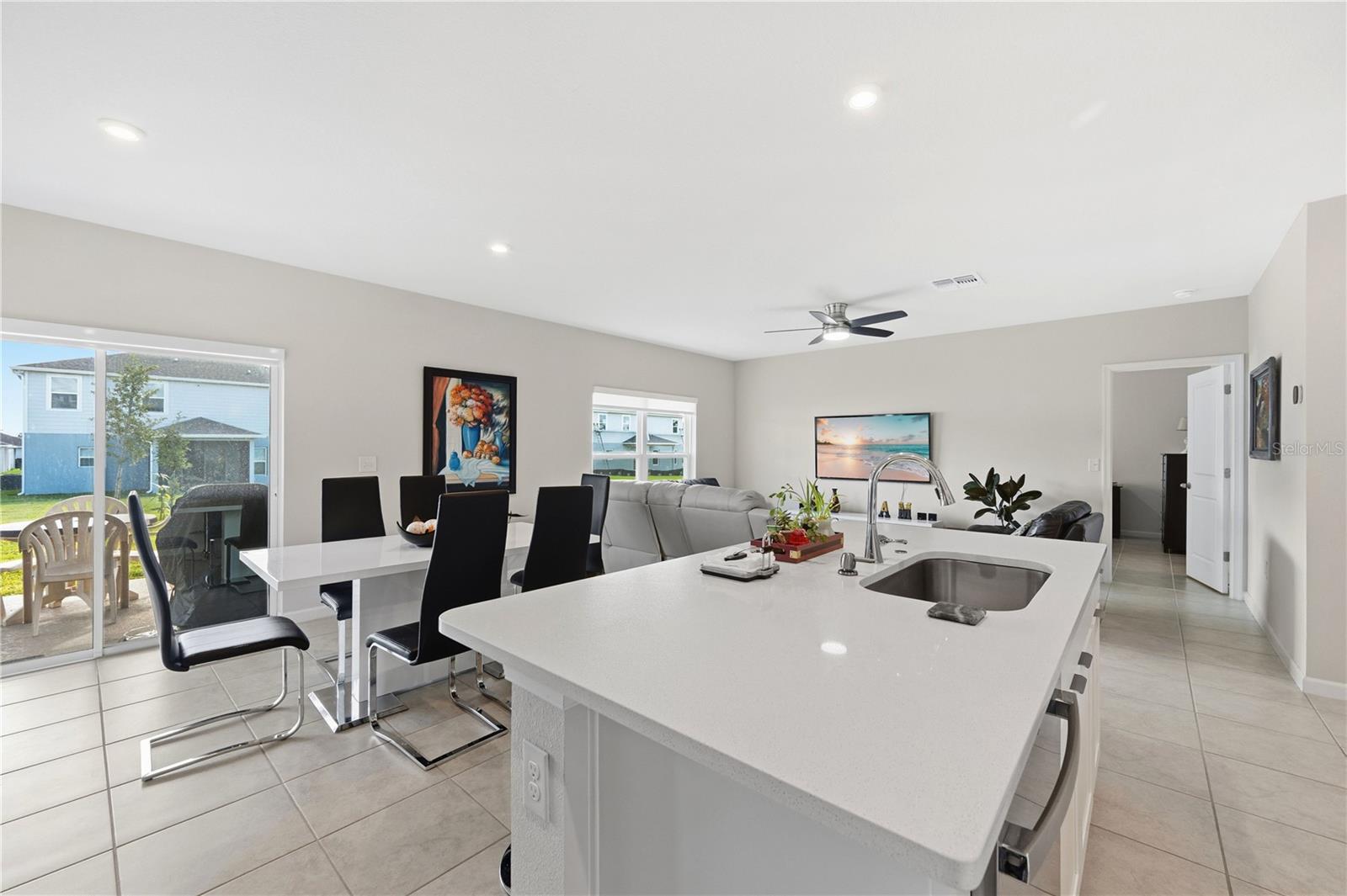 LAUREL GLEN - Residential