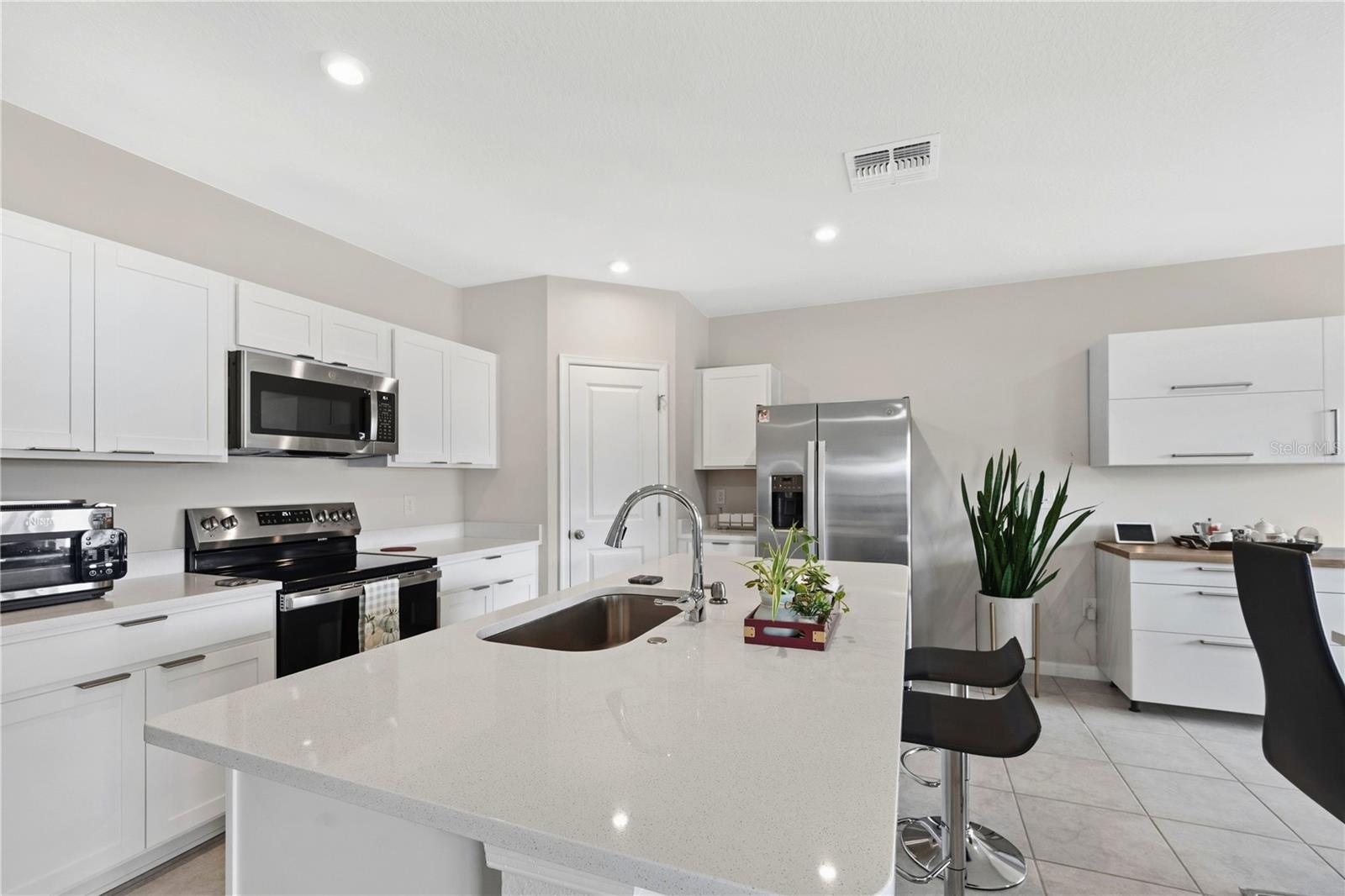 LAUREL GLEN - Residential