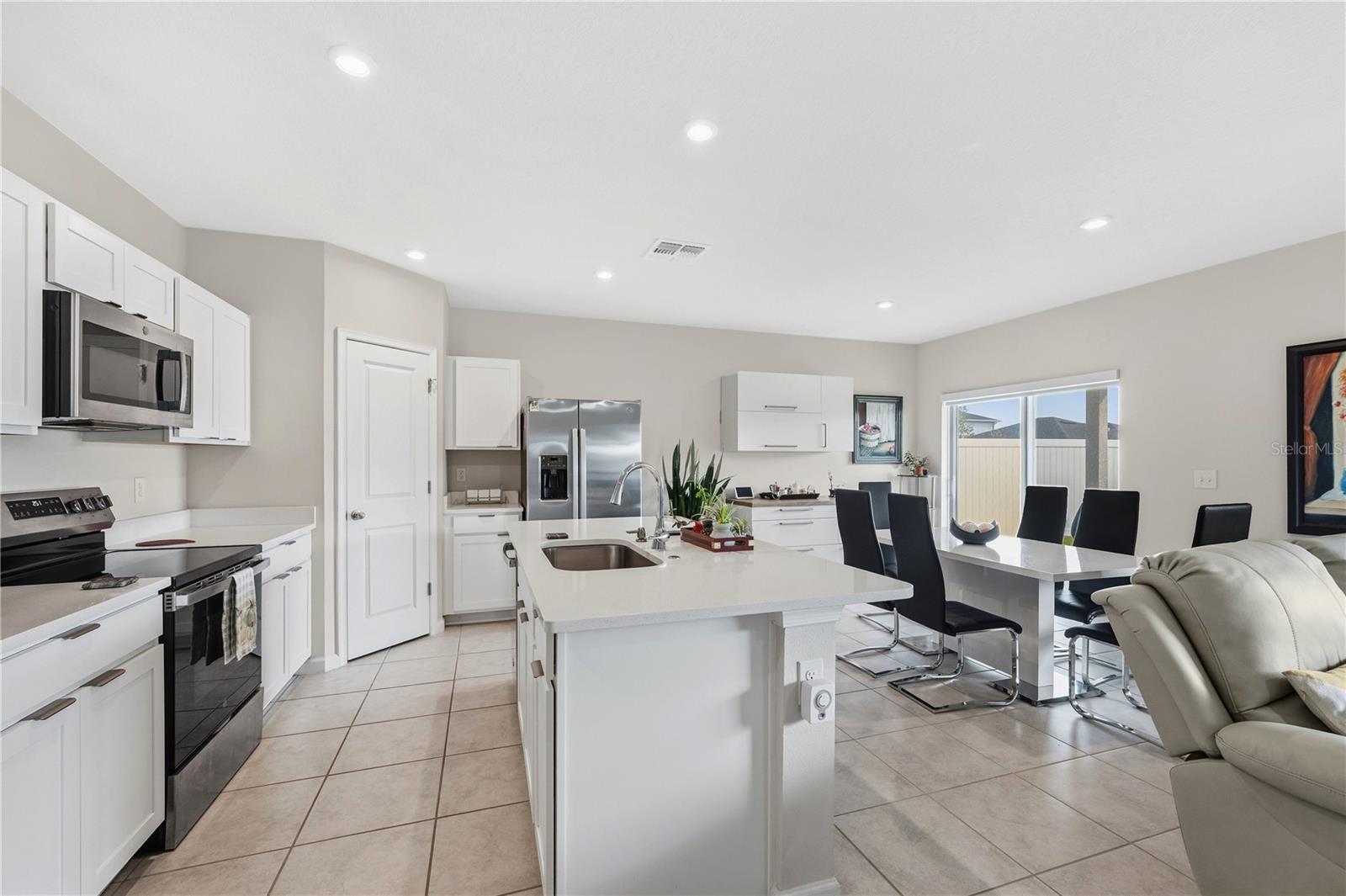 LAUREL GLEN - Residential