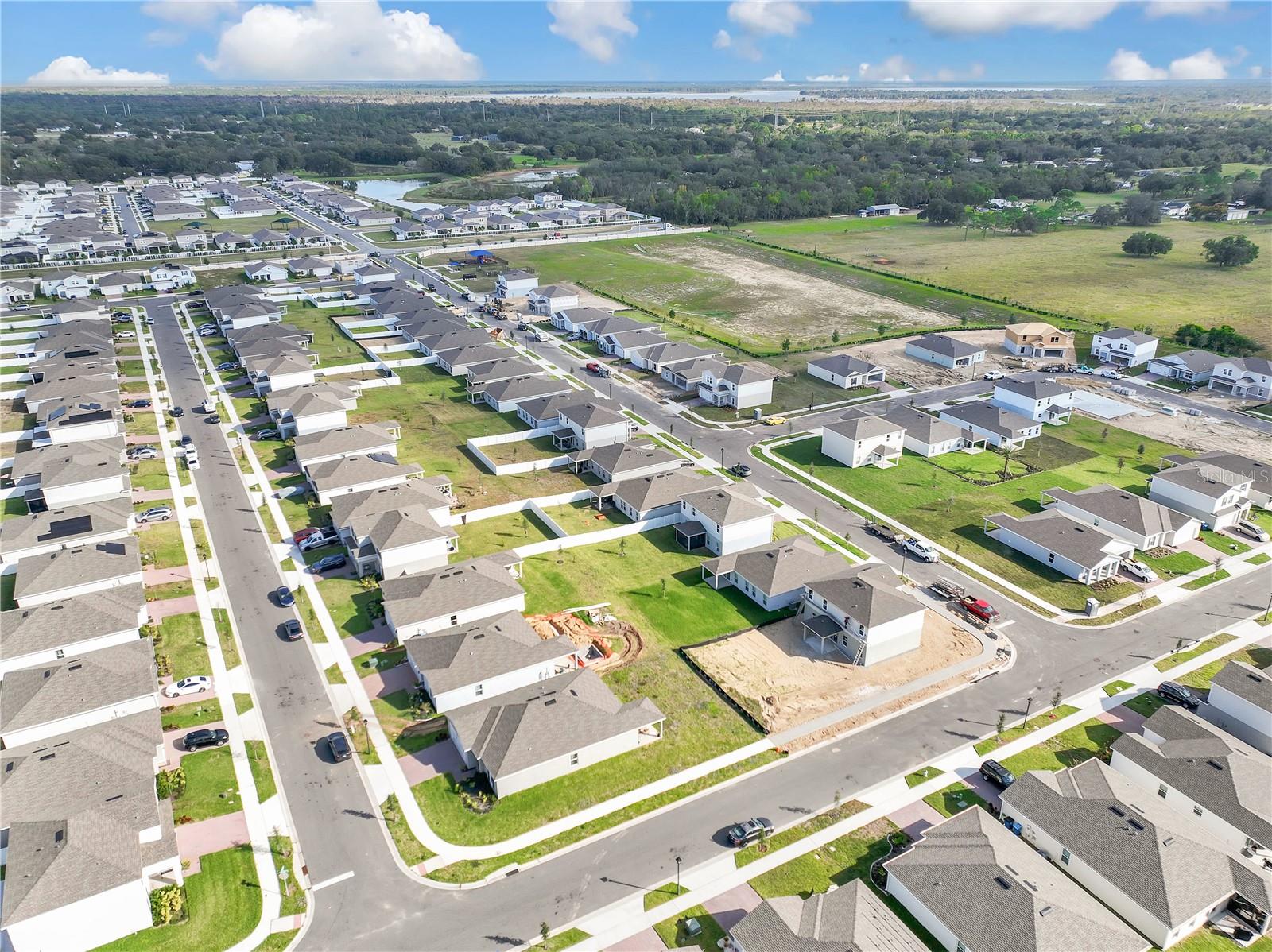 LAUREL GLEN - Residential