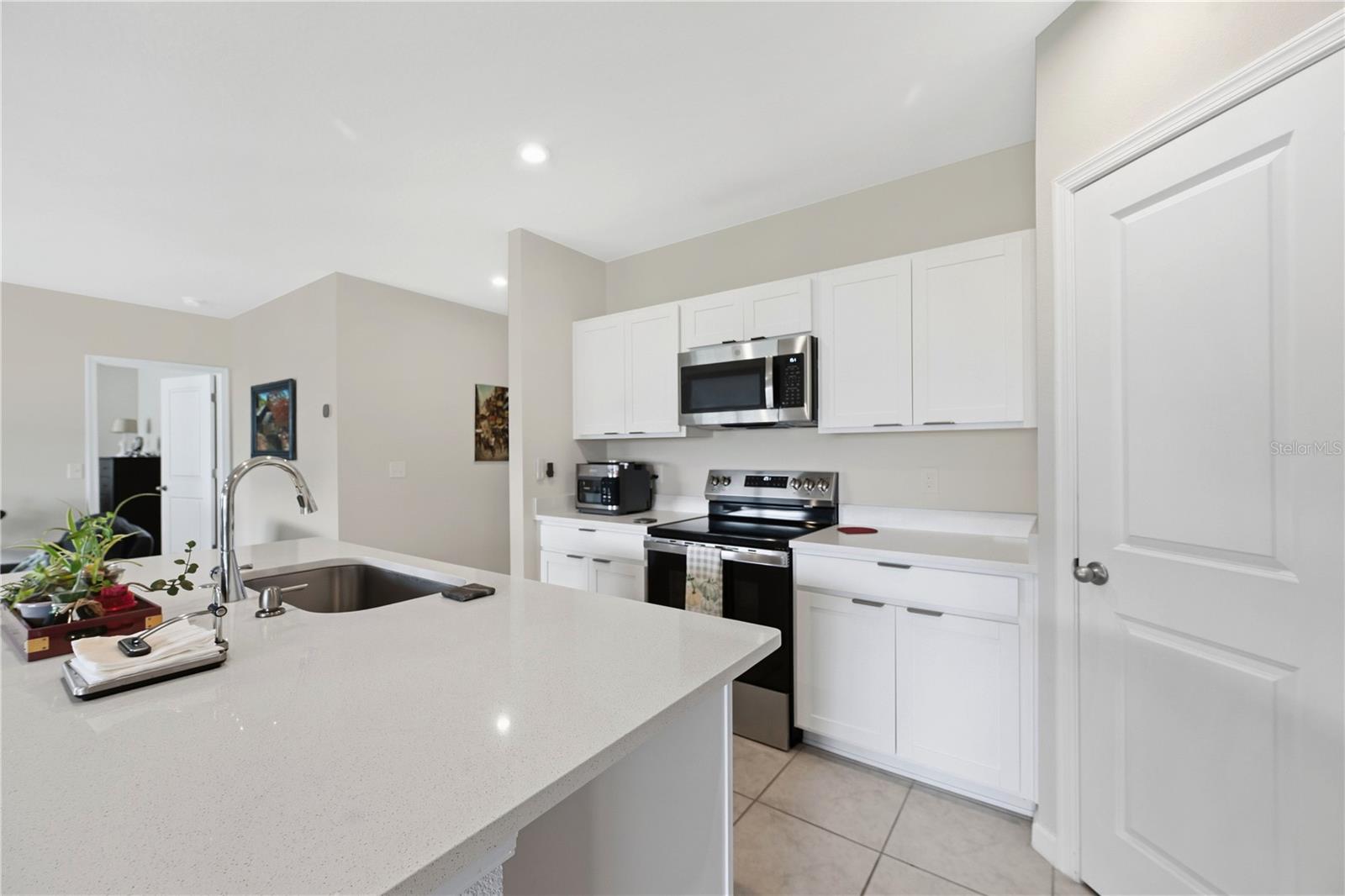 LAUREL GLEN - Residential