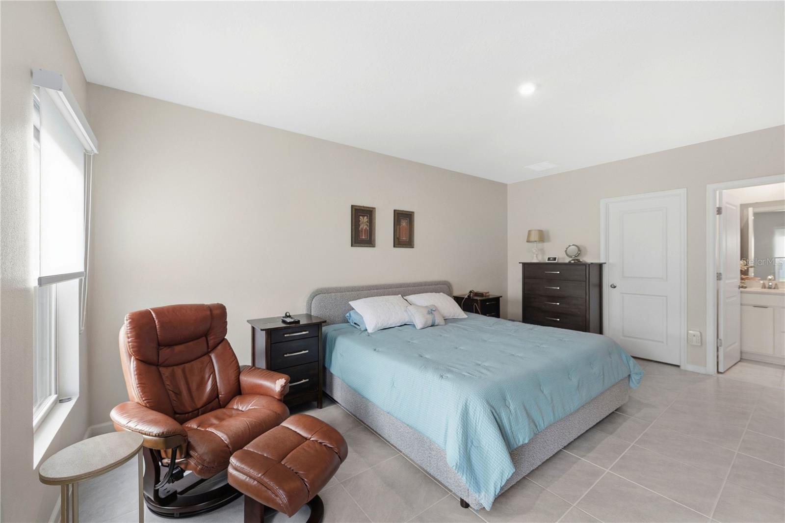 LAUREL GLEN - Residential